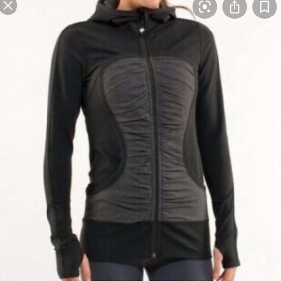 Lululemon Pure Balance Rouched Scuba Hoodie, size 6 - Picture 1 of 8